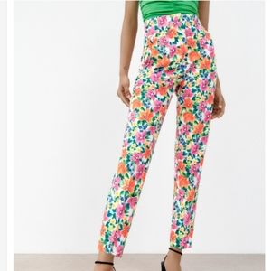 Zara Floral Dart High Waist Ankle Tapered Leg Dress Pants Size Medium